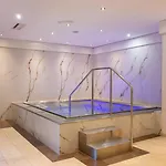 Eden מלון טוקס