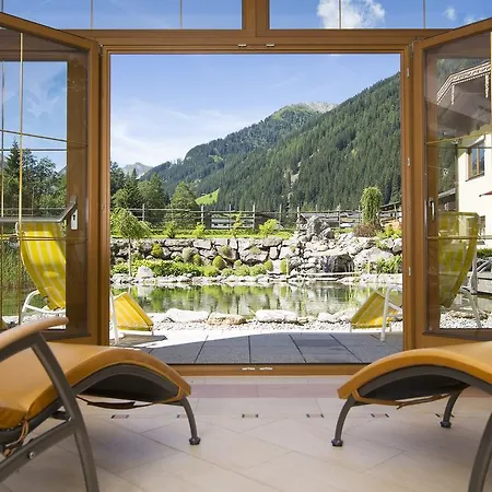Eden Hotel